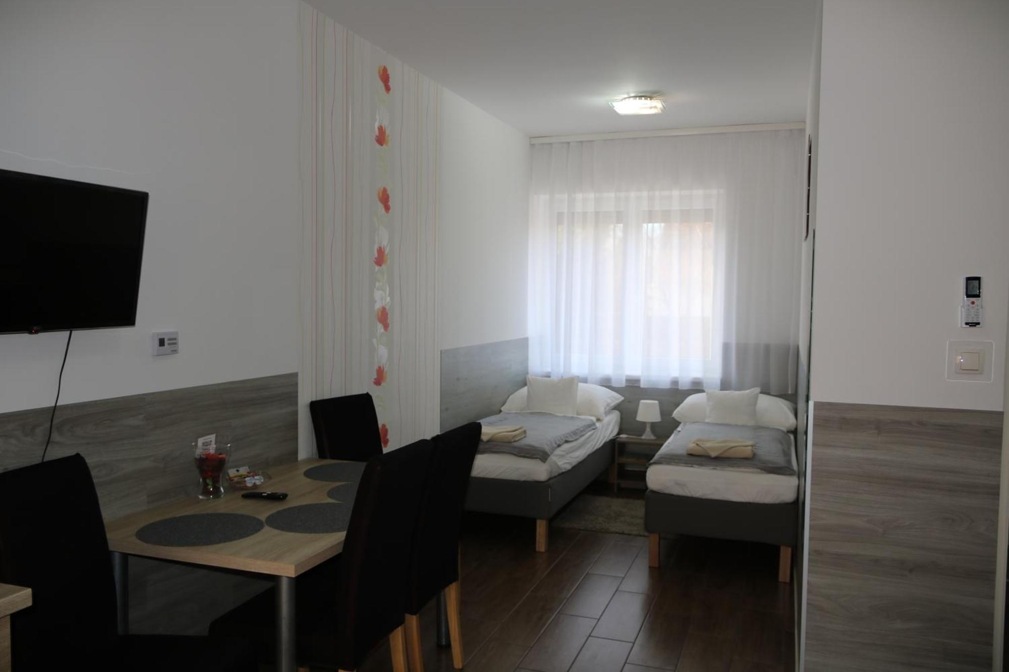 Hortobágyi Kemencés Vendégház Exterior foto
