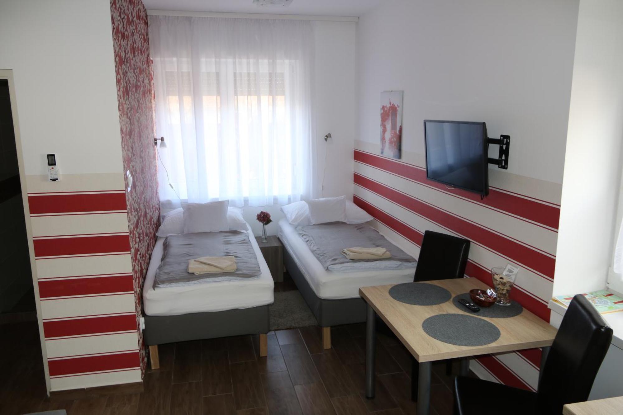 Hortobágyi Kemencés Vendégház Exterior foto